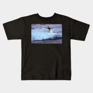 Emperor Penguin 'Flying' Home Kids T-Shirt